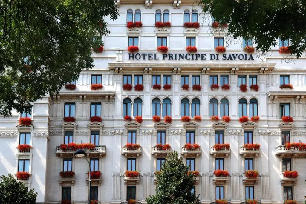 Milano-Restauri-Hotel Principe di Savoia 1